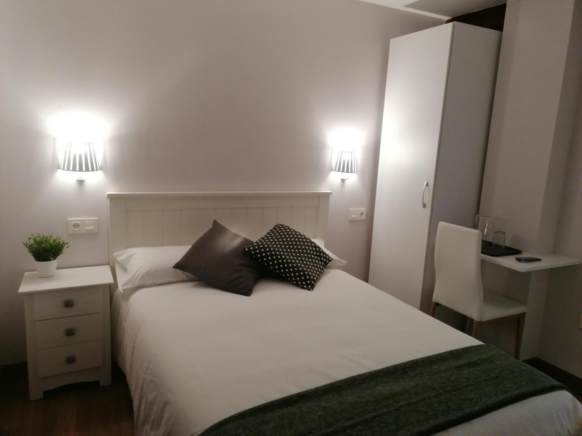 Hostel Casa Perazancas At 34-49 Zewnętrze zdjęcie